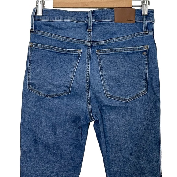 Madewell 10" High-Rise Skinny Jeans in Mackey Wash Size 27 Button-Front Edition - Picture 5 of 13